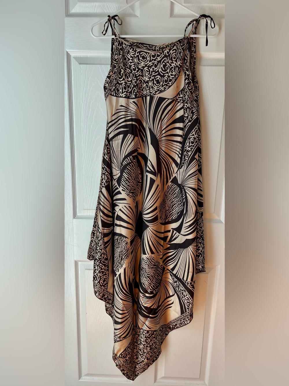 Women's Black and Cream Printed A-Line Skirt